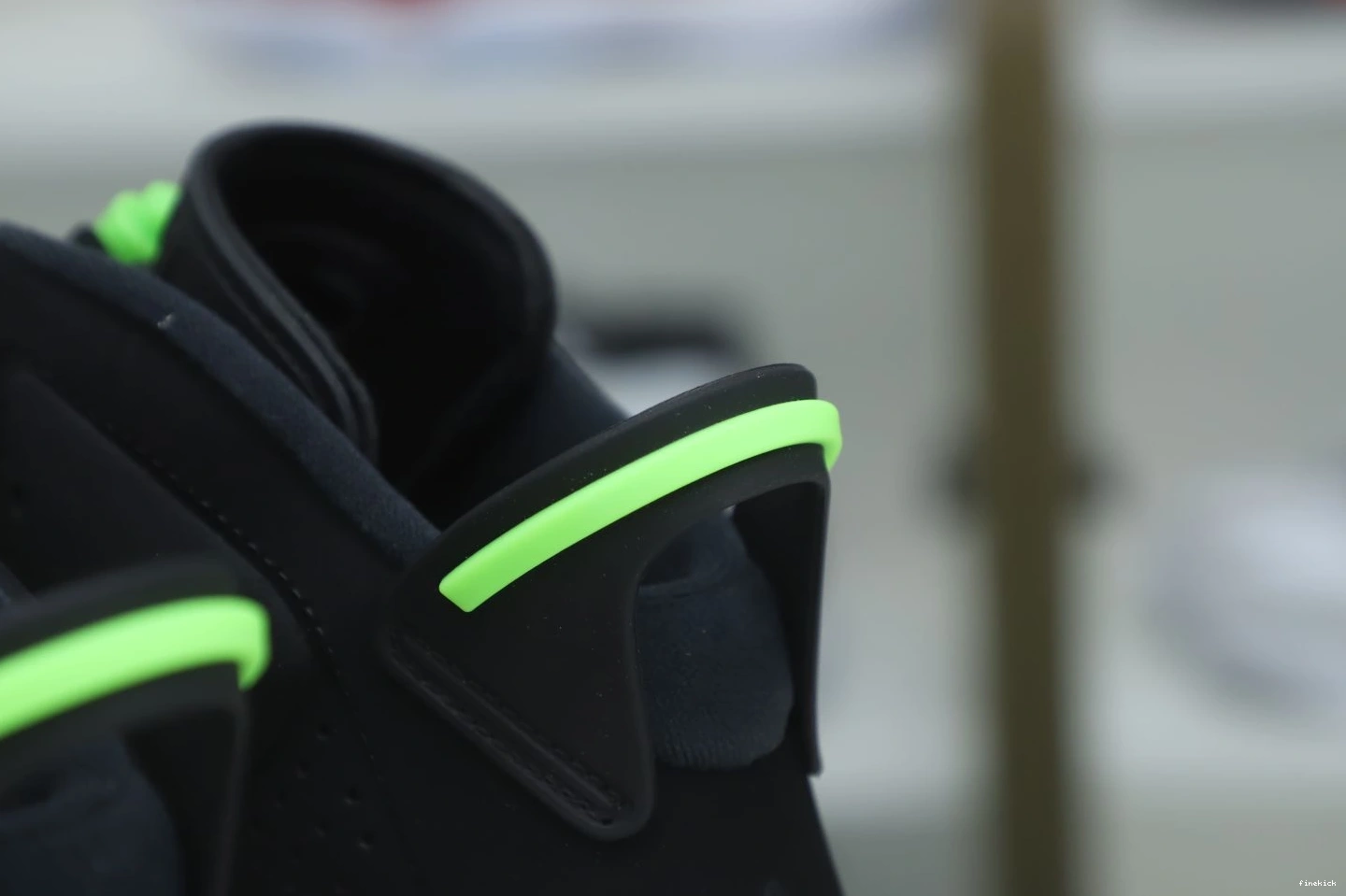 6 RETRO AIR 'ELECTRIC JORDAN GREEN' 0805